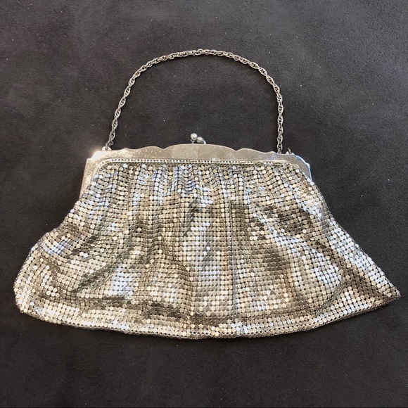Handbags - Vintage Silver Metal Mini Purse